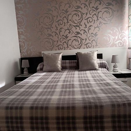 Piso Amplio De 3 Habitaciones, 2 Banos, Ascensor Y Parking ブリアナ エクステリア 写真