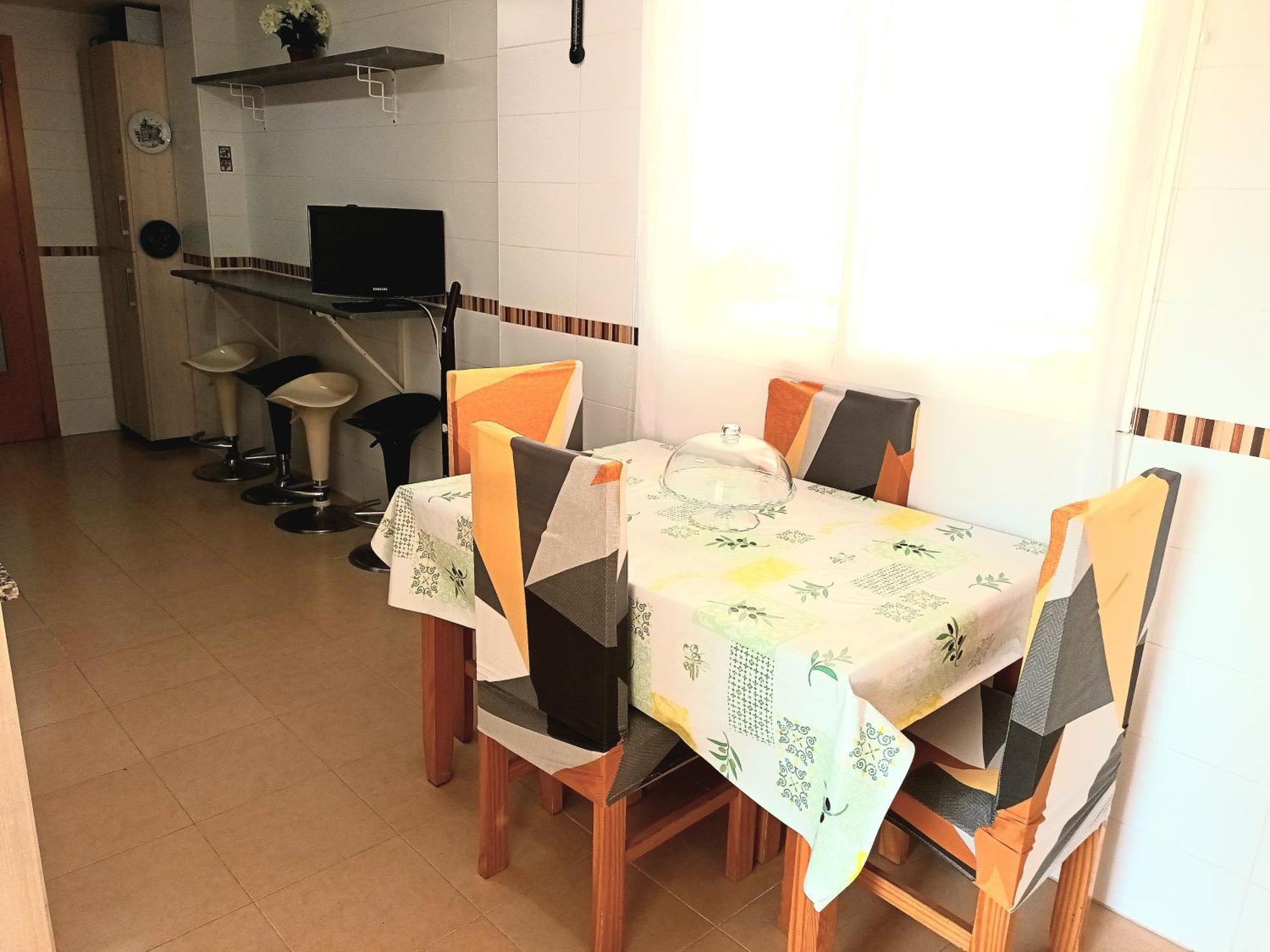 Piso Amplio De 3 Habitaciones, 2 Banos, Ascensor Y Parking ブリアナ エクステリア 写真